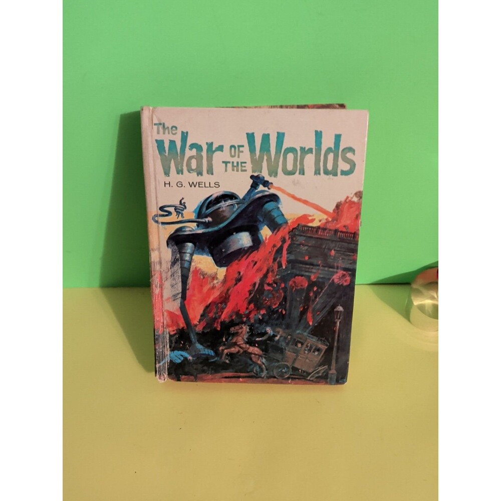 War of The Worlds by H.G. Wells Whitman Publishing Hardcover Illustrated 1964